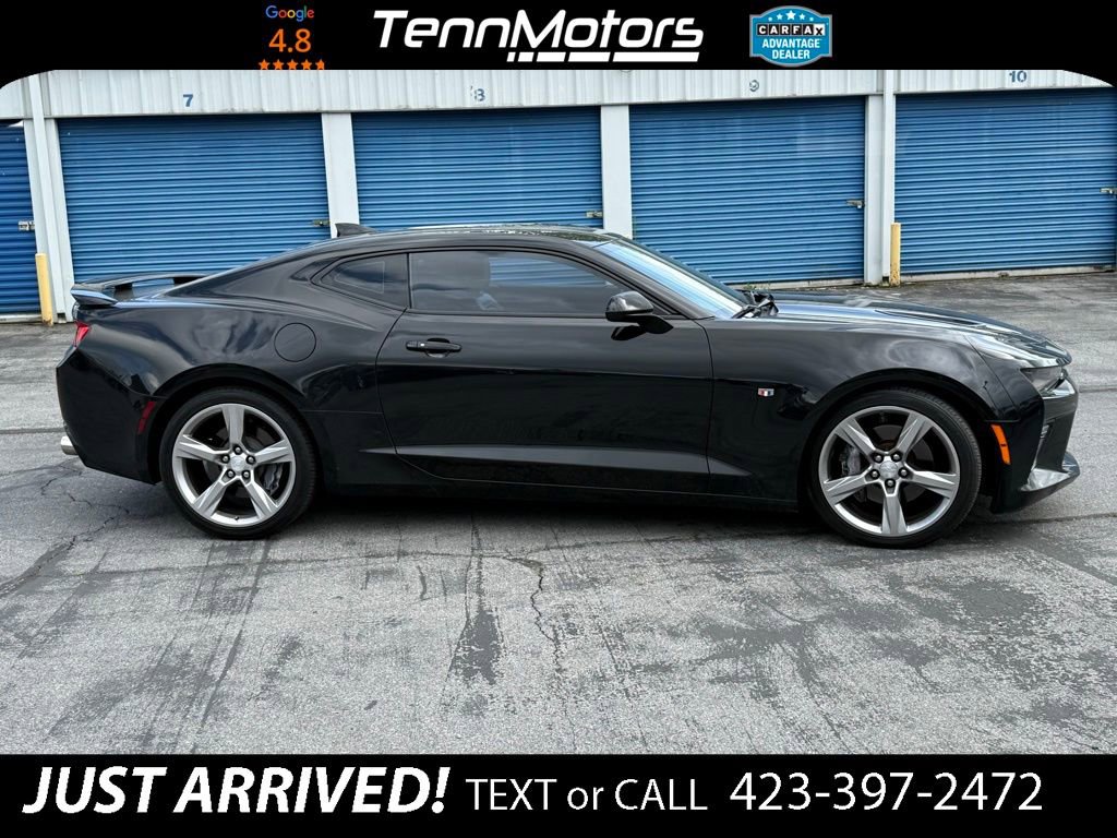 Used 2016 Chevrolet Camaro SS RWD image 4