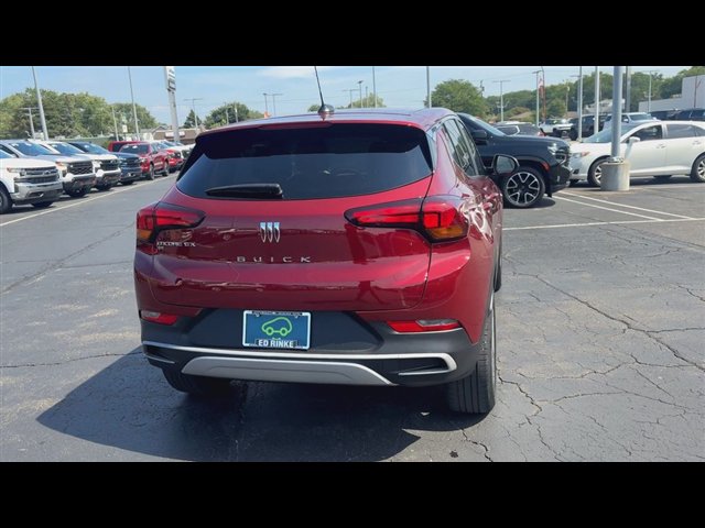 Certified 2024 Buick Encore GX Preferred w/ Comfort Package AWD/4WD image 7