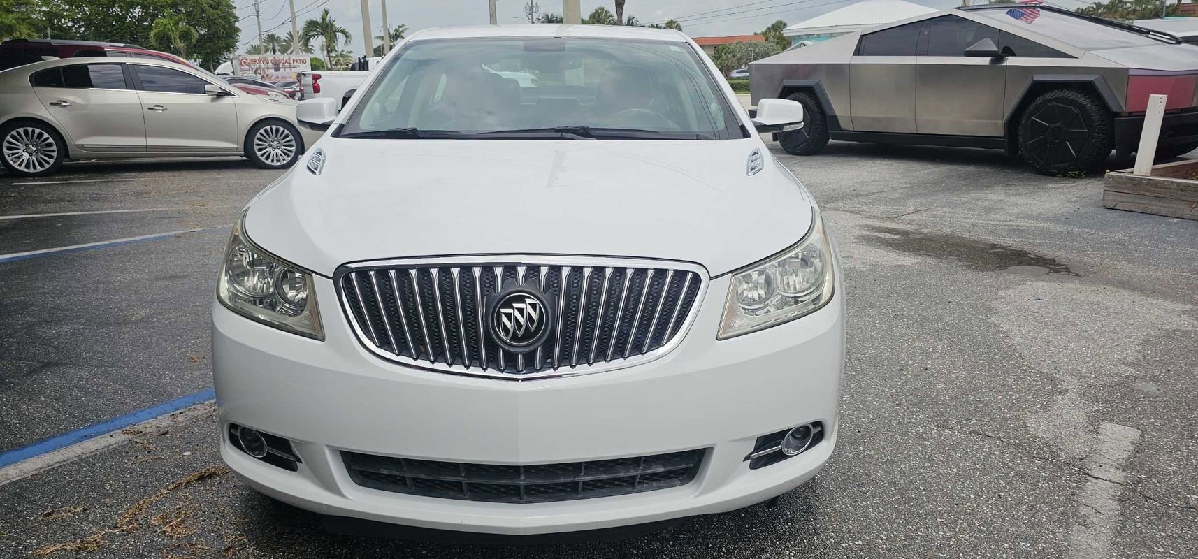 Used 2013 Buick LaCrosse Leather FWD image 29