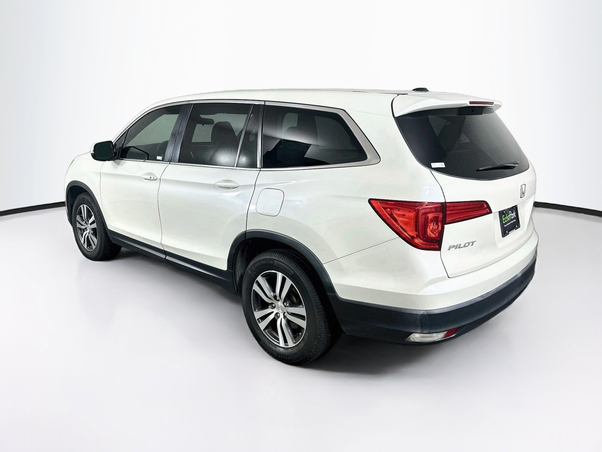 Used 2016 Honda Pilot EX image 5
