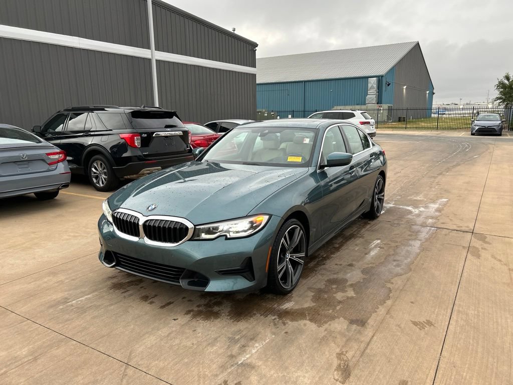Used 2020 BMW 330i xDrive Sedan w/ Premium Package AWD/4WD image 1