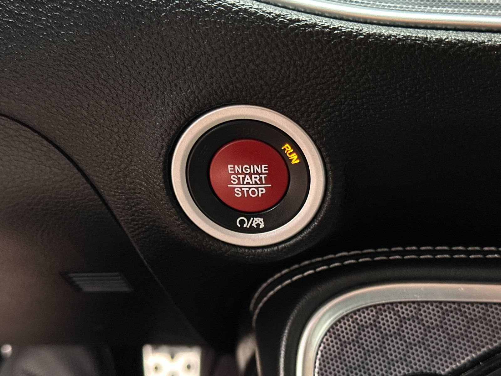 Used 2016 Dodge Challenger SRT w/ Technology Group RWD image 19