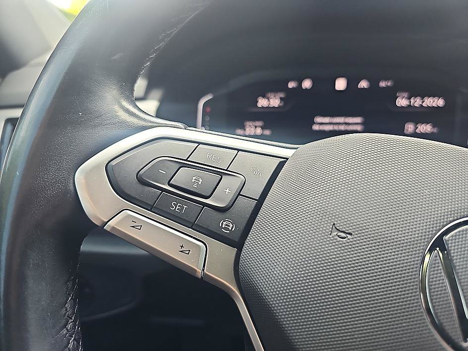 Used 2020 Volkswagen Atlas Cross Sport SEL AWD/4WD image 20