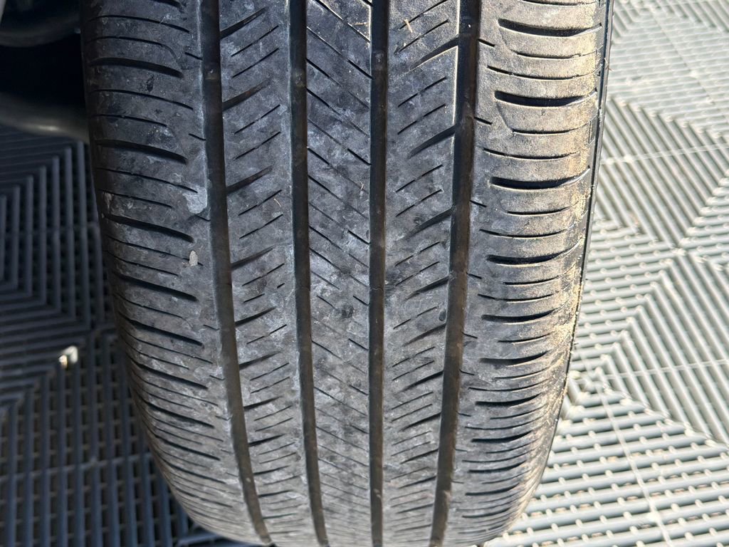 Used 2025 Honda HR-V LX image 21