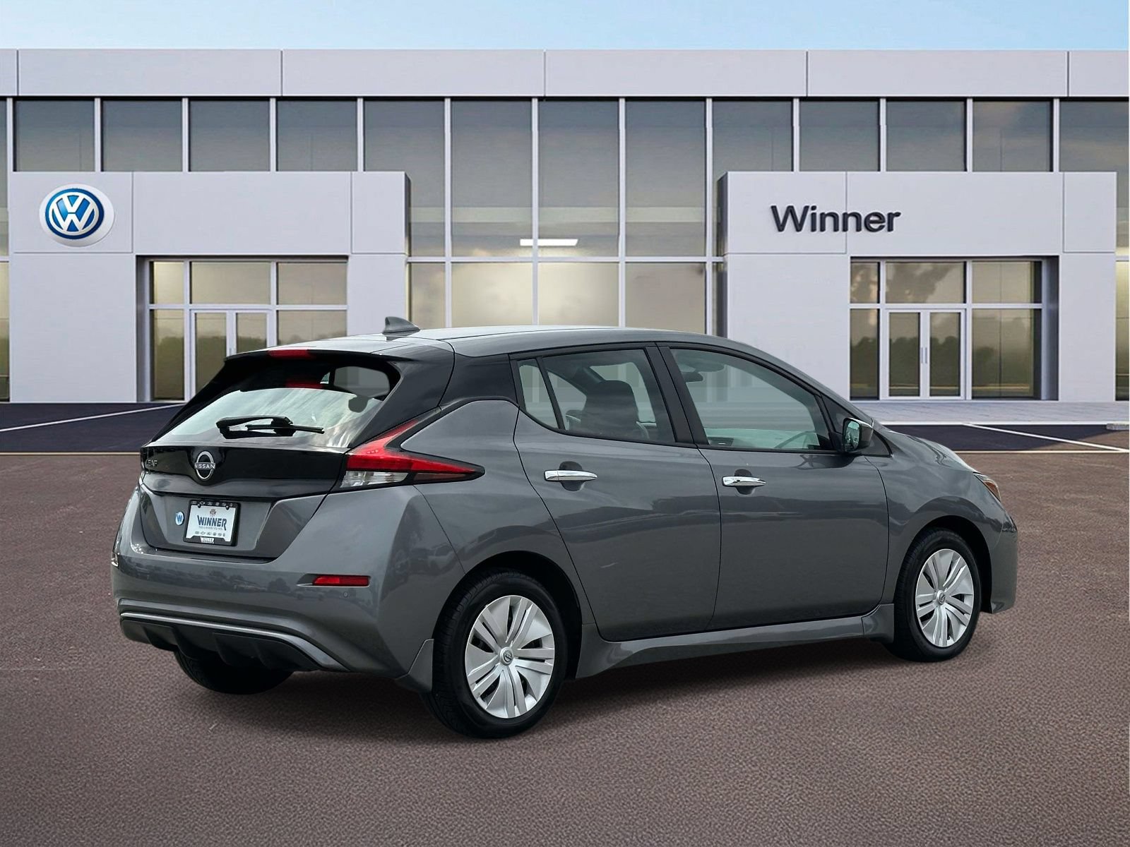 Used 2023 Nissan Leaf S FWD image 5
