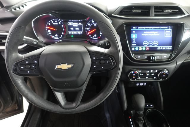 Used 2023 Chevrolet TrailBlazer LT w/ Convenience Package AWD/4WD image 12