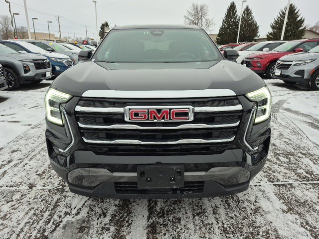Used 2025 GMC Terrain Elevation image 6