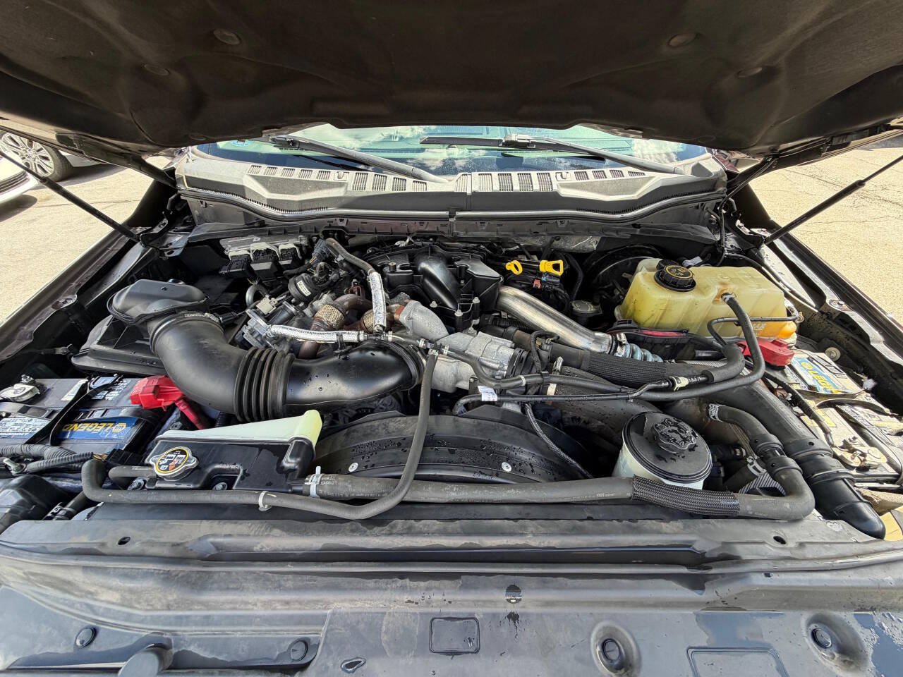 Used 2019 Ford F250 Lariat w/ Lariat Ultimate Package AWD/4WD image 29