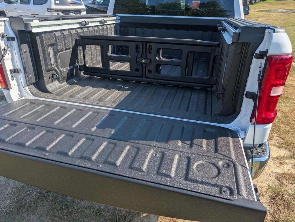 New 2026 RAM 1500 Laramie w/ Bed Utility Group AWD/4WD image 26