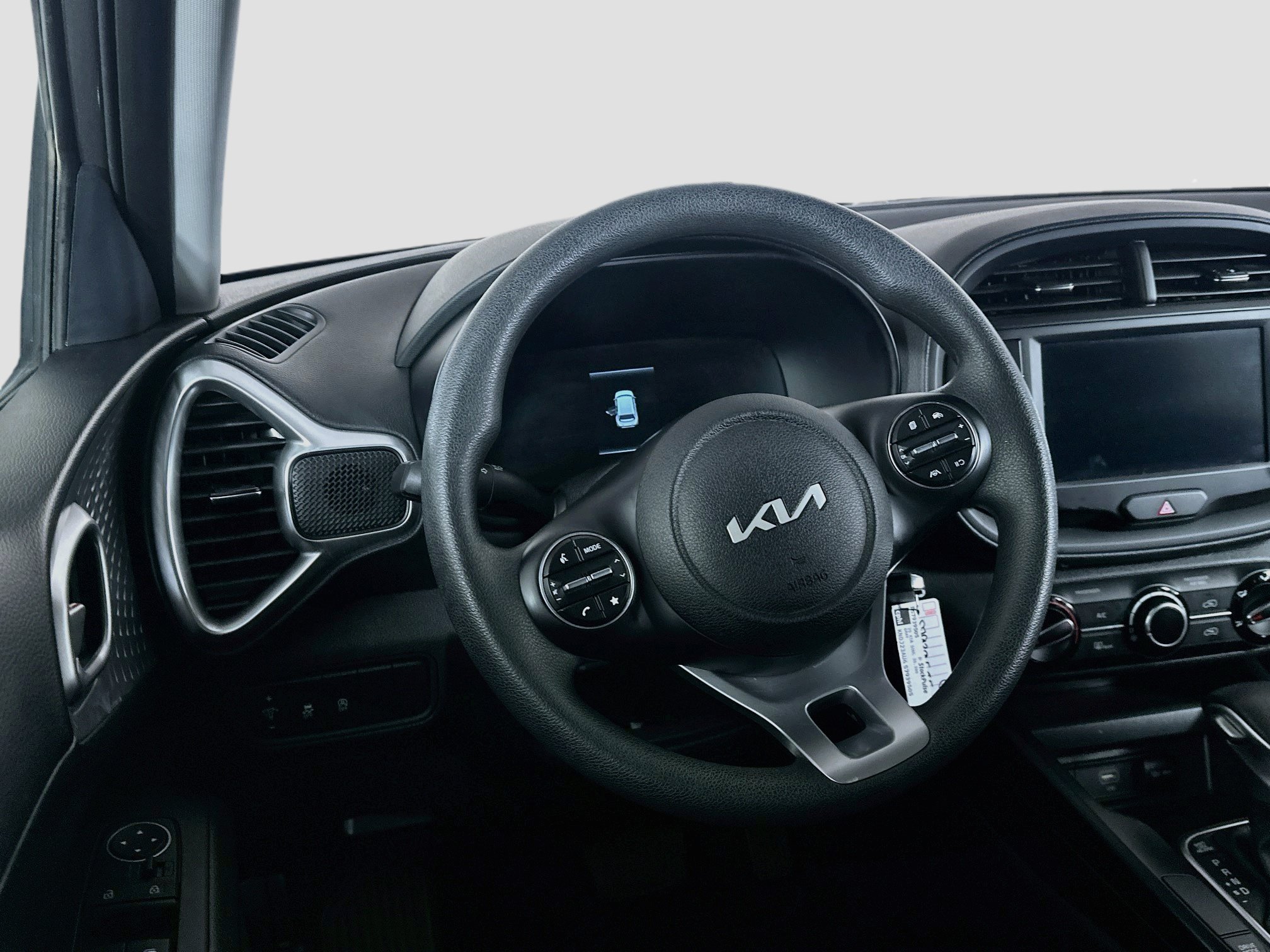 Used 2025 Kia Soul LX w/ LX Technology Package FWD image 18