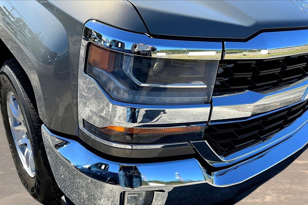 Used 2017 Chevrolet Silverado 1500 LT w/ All Star Edition RWD image 32