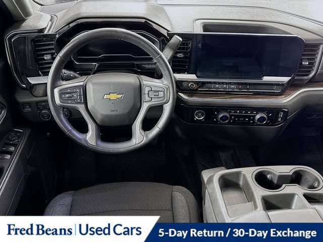 Used 2022 Chevrolet Silverado 1500 LT AWD/4WD image 28