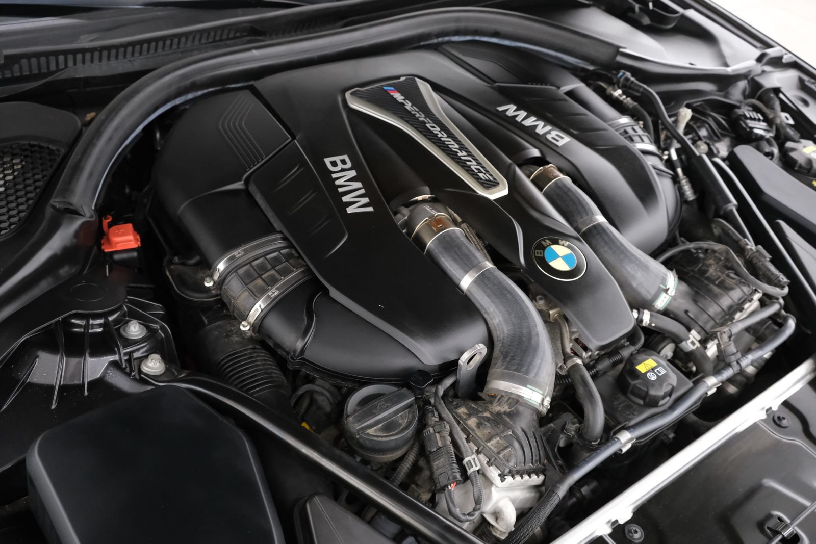 Used 2018 BMW M550i xDrive AWD/4WD image 45