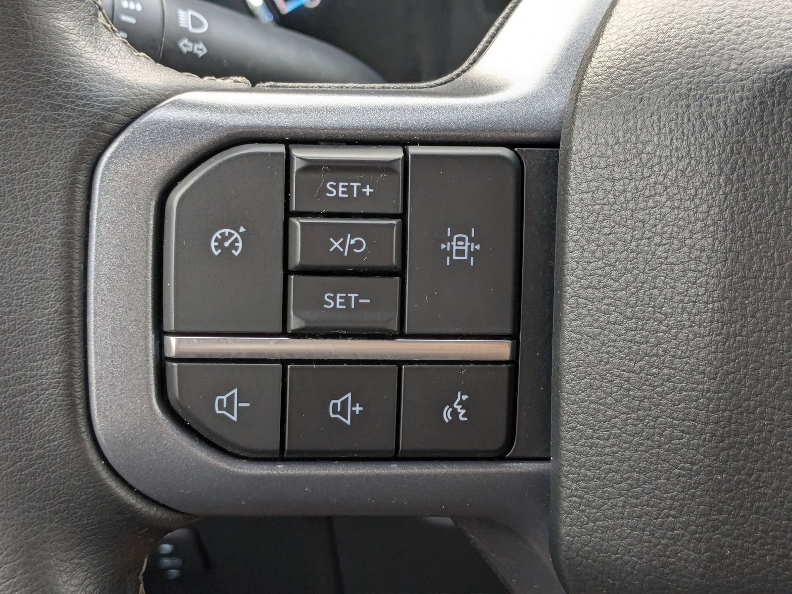 Certified 2023 Ford F150 XLT w/ Equipment Group 302A High image 28