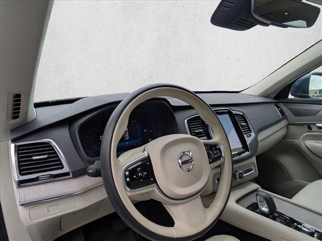 Used 2025 Volvo XC90 B5 Plus w/ Protection Package Premier AWD/4WD image 10