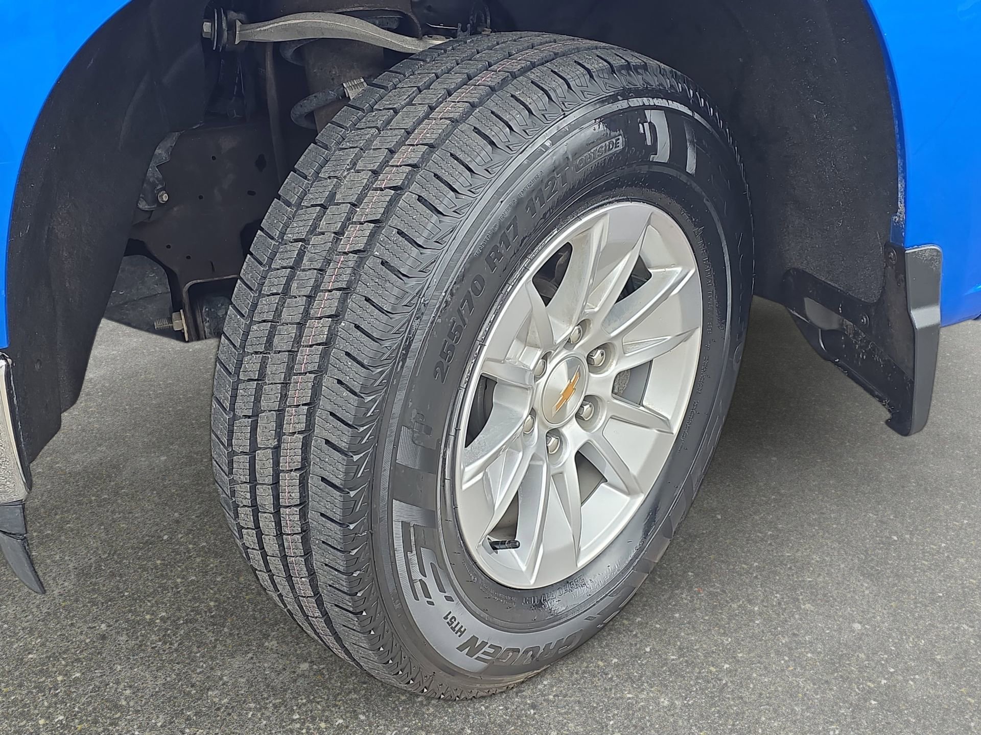 Used 2025 Chevrolet Silverado 1500 LT image 30