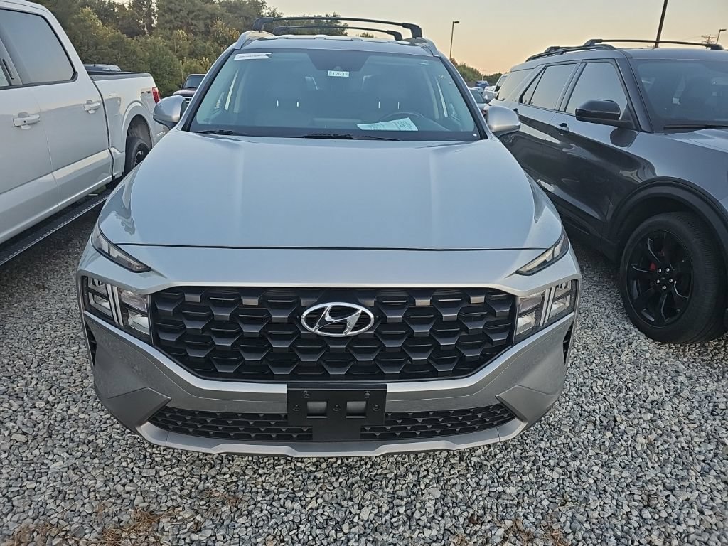 Used 2023 Hyundai Santa Fe SEL AWD/4WD image 2
