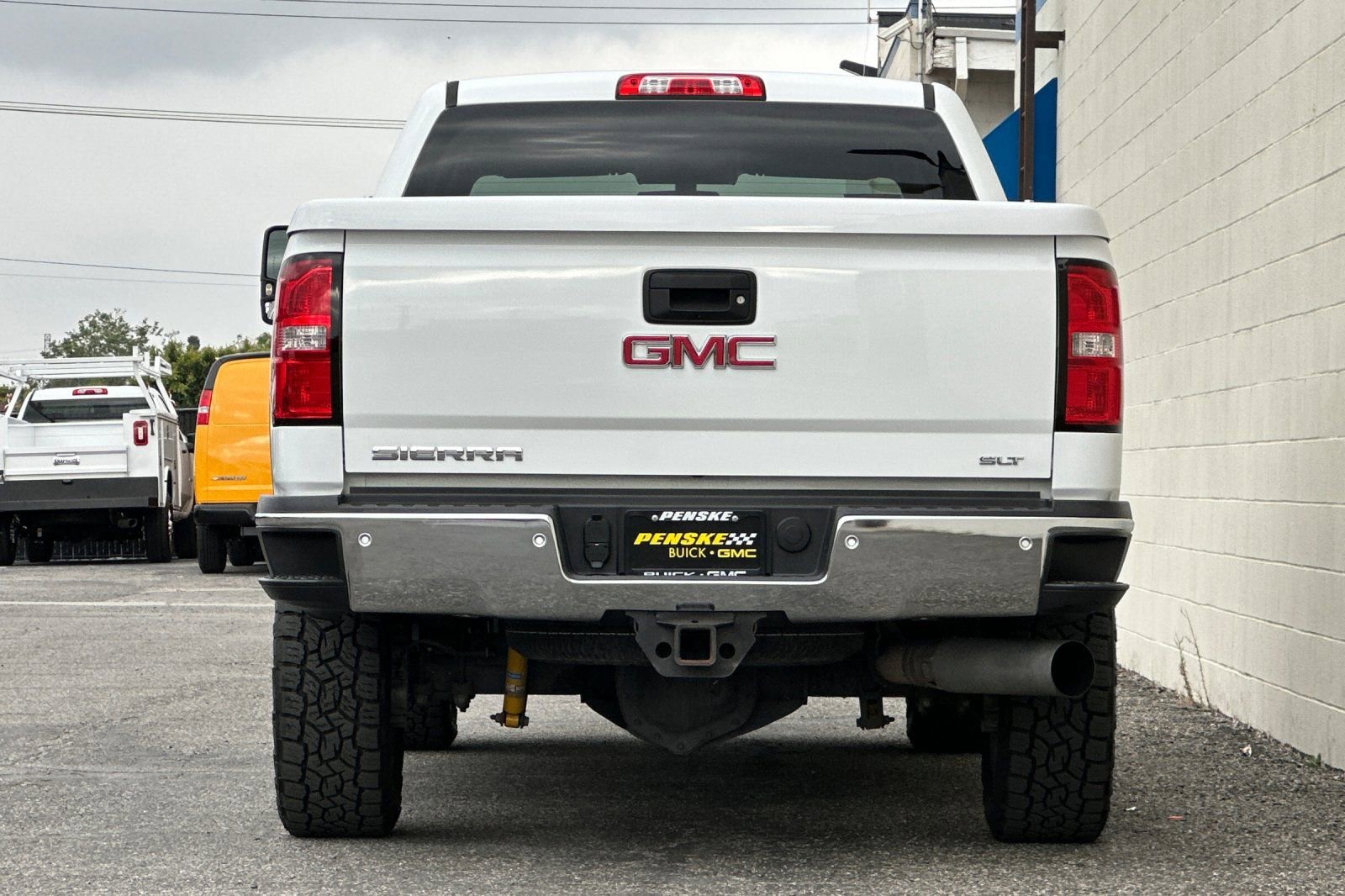 Certified 2016 GMC Sierra 2500 SLT w/ Duramax Plus Package AWD/4WD image 5