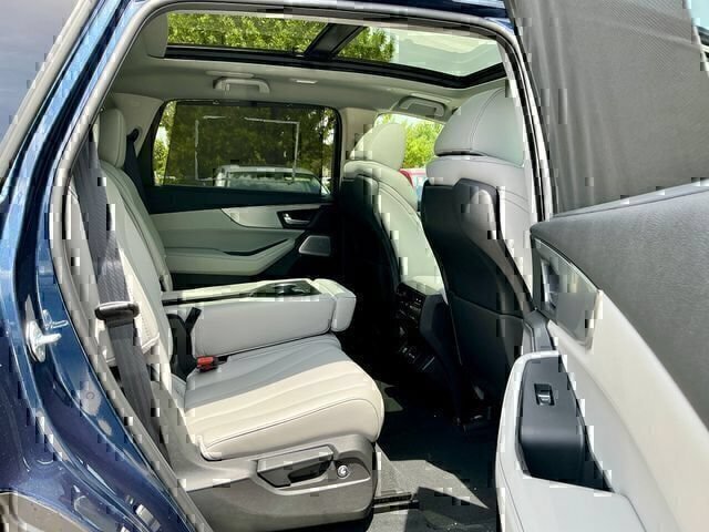 New 2026 Acura MDX w/ Technology Package FWD image 13