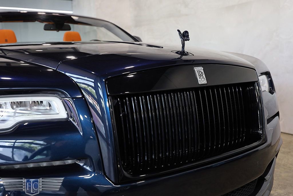 Used 2017 Rolls-Royce Dawn image 14