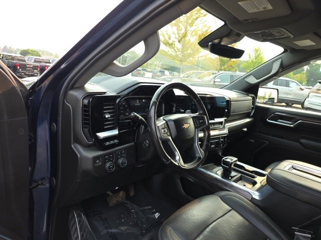 Used 2022 Chevrolet Silverado 1500 LTZ w/ LTZ Premium Package image 25