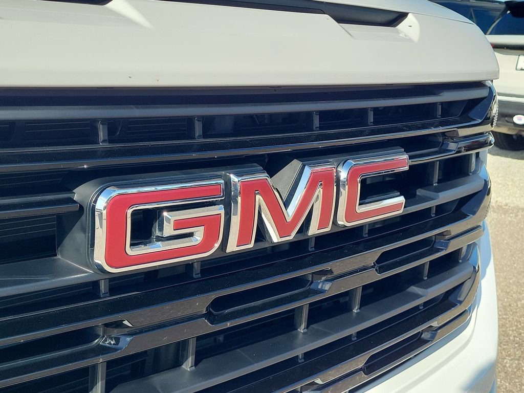 Used 2026 GMC Sierra 1500 Elevation AWD/4WD image 8