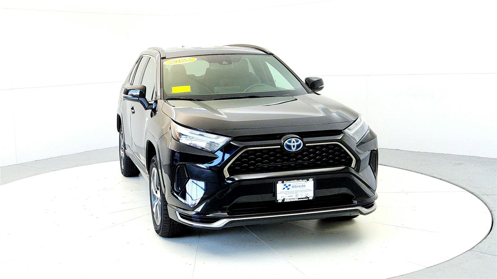 Certified 2022 Toyota RAV4 SE image 8