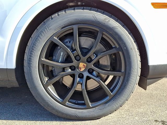 New 2026 Porsche Cayenne image 12