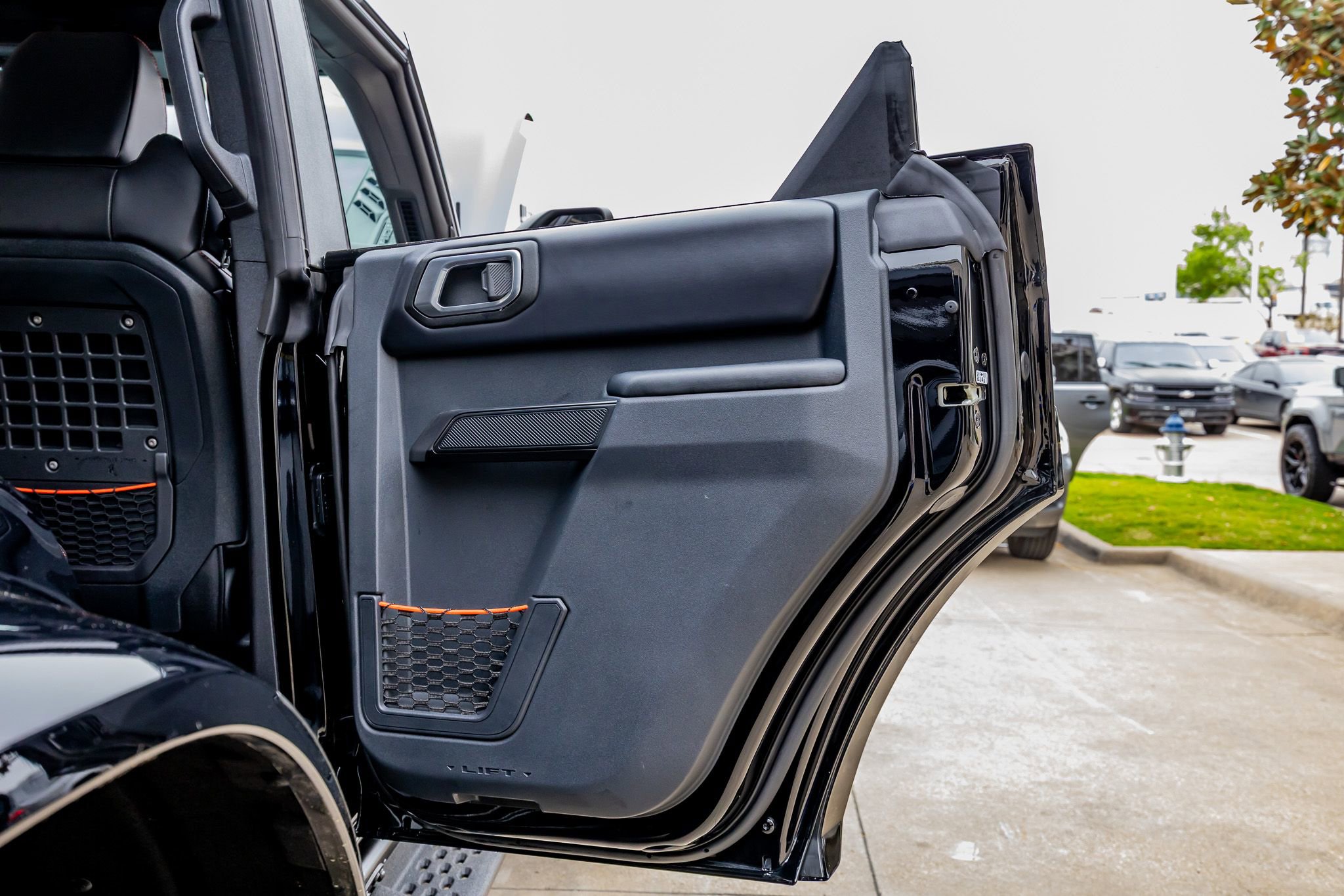 Used 2025 Ford Bronco Raptor AWD/4WD image 40