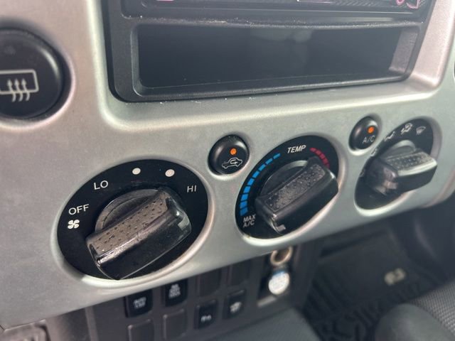 Used 2007 Toyota FJ Cruiser 2WD image 29