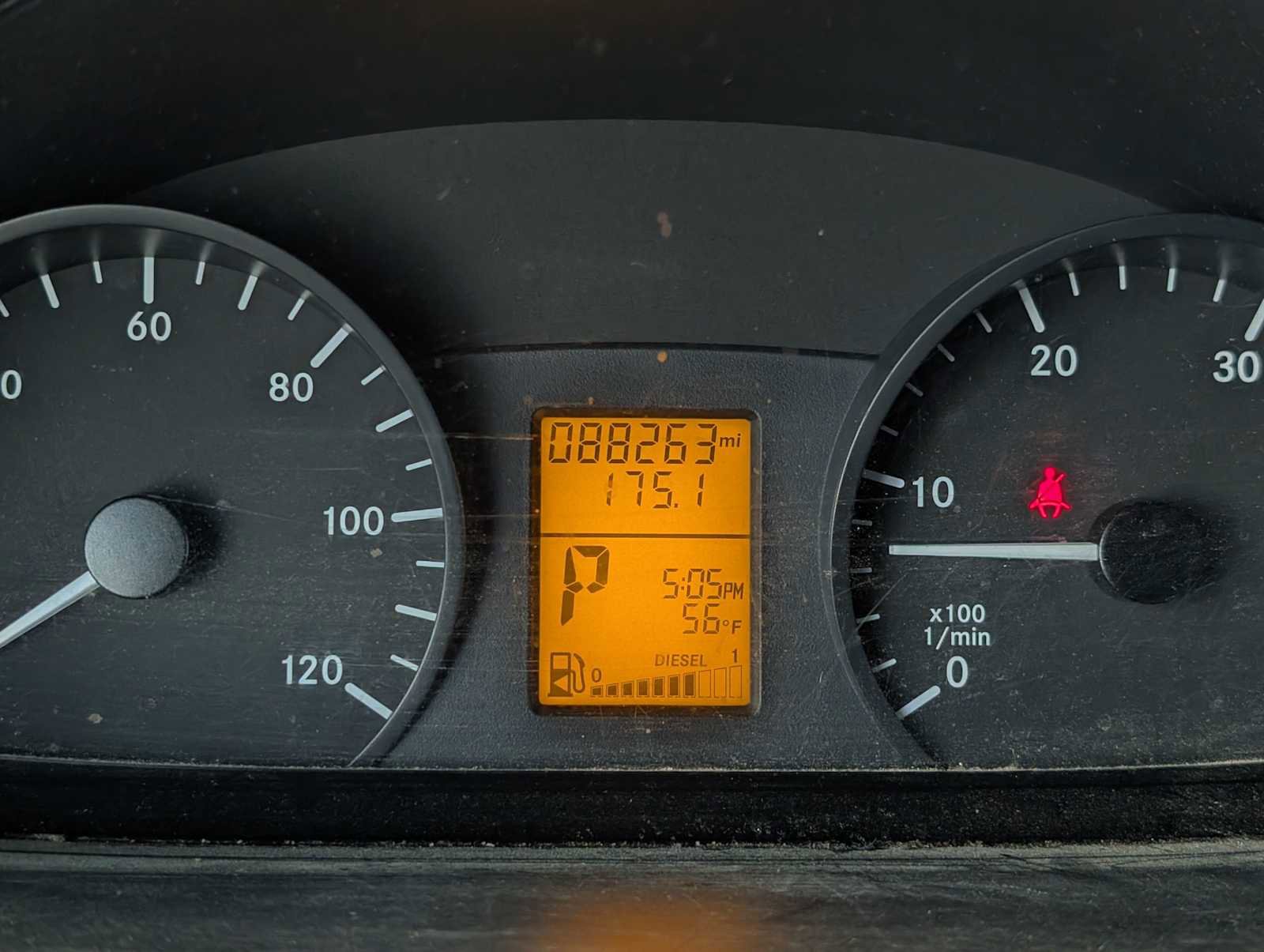 Used 2018 Mercedes-Benz Sprinter 2500 image 27