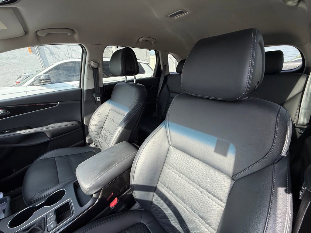 Used 2016 Kia Sorento EX w/ EX Premium Package image 12