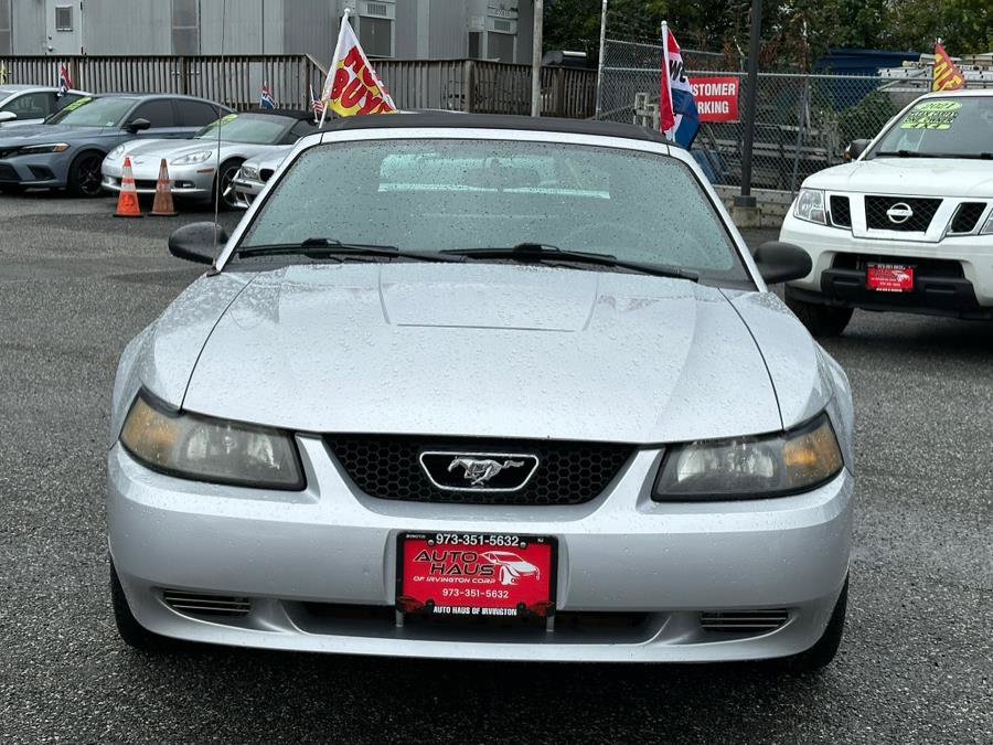 Used 2003 Ford Mustang Premium RWD image 2