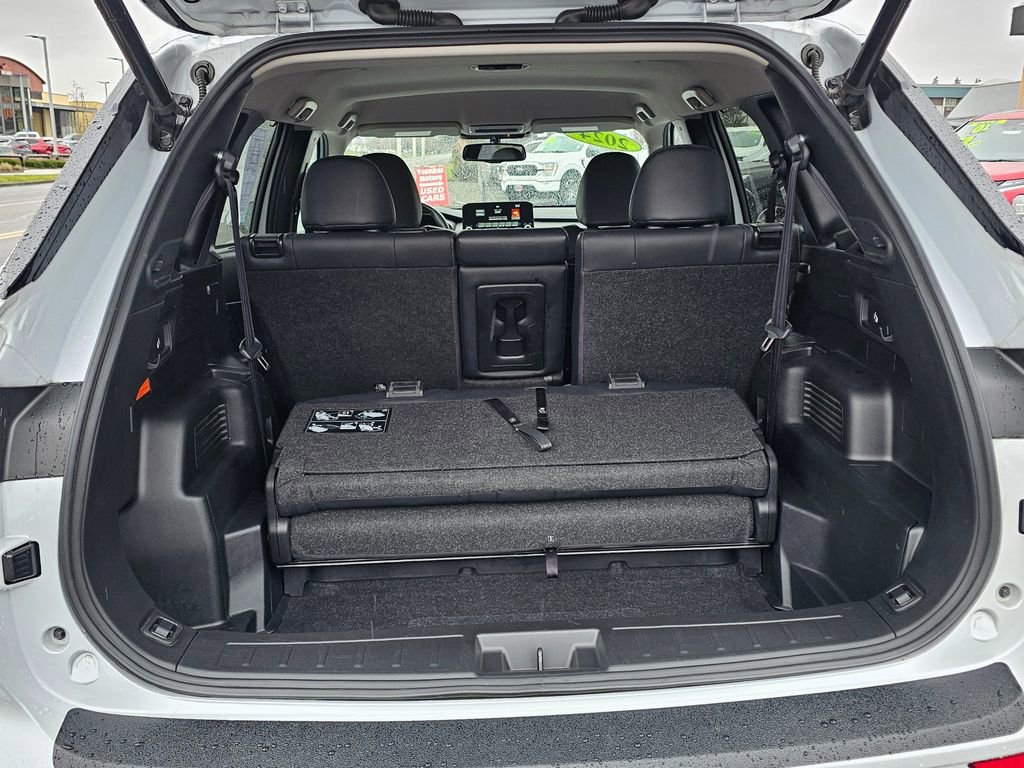 Used 2024 Mitsubishi Outlander SEL image 11