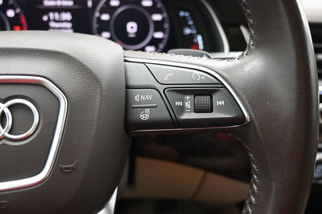 Used 2019 Audi Q7 3.0T Premium Plus w/ Premium Plus Package AWD/4WD image 13