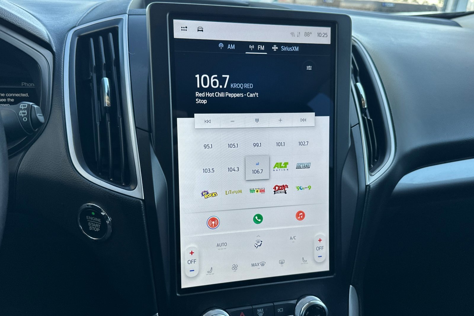 Used 2024 Ford Edge SEL w/ Convenience Package image 17