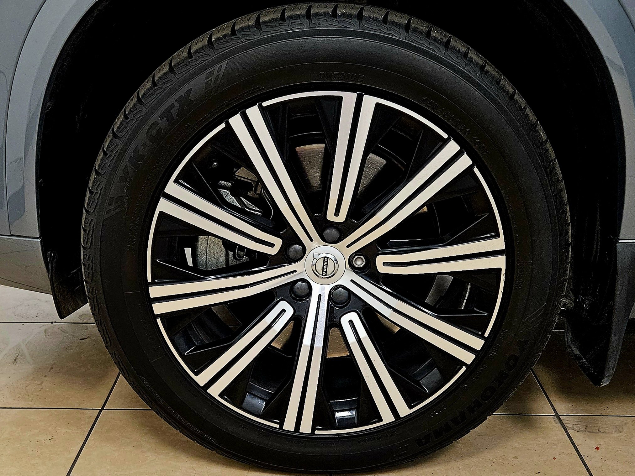 Used 2022 Volvo XC90 T8 Inscription image 40