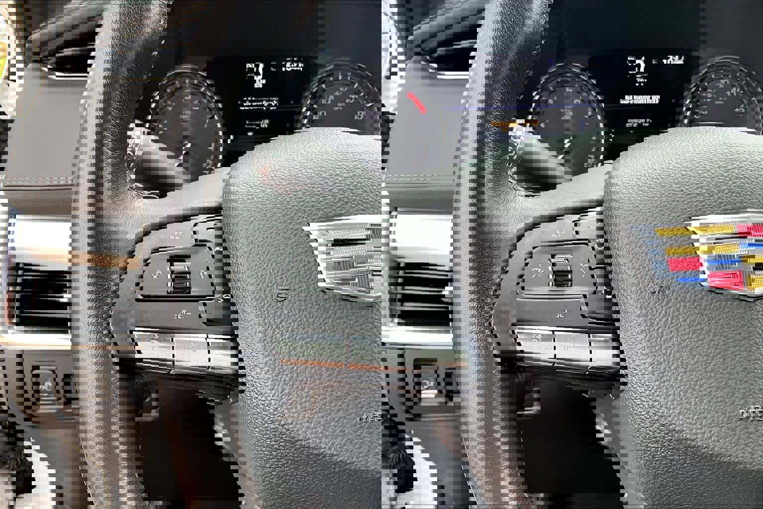 Used 2023 Cadillac XT4 Premium Luxury w/ Technology Package image 22