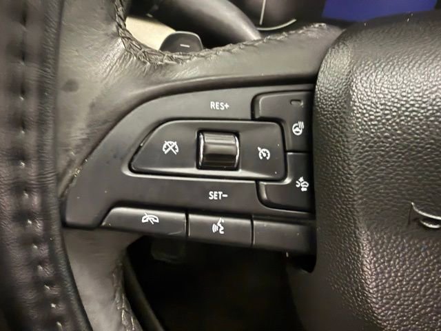 Used 2019 Cadillac XT4 Premium Luxury image 17