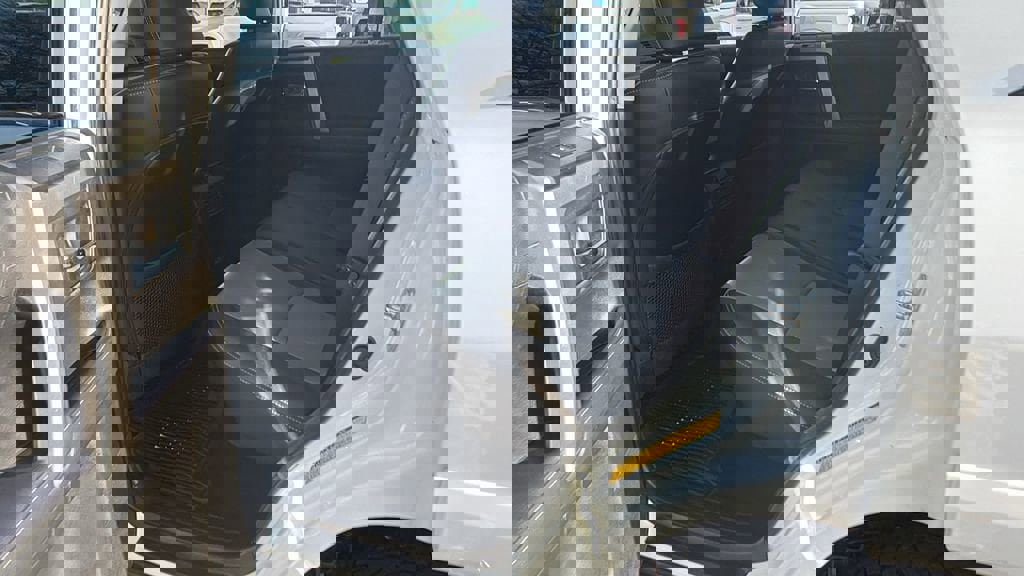 Used 2022 Toyota 4Runner SR5 Premium image 21