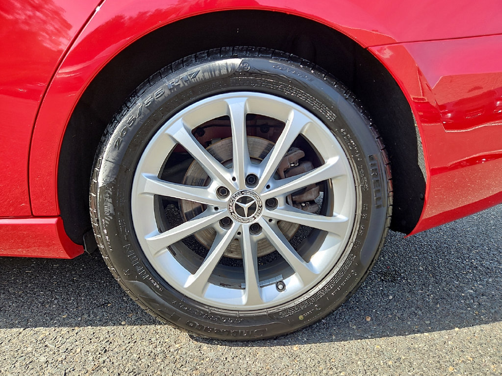 Used 2019 Mercedes-Benz A 220 4MATIC image 9