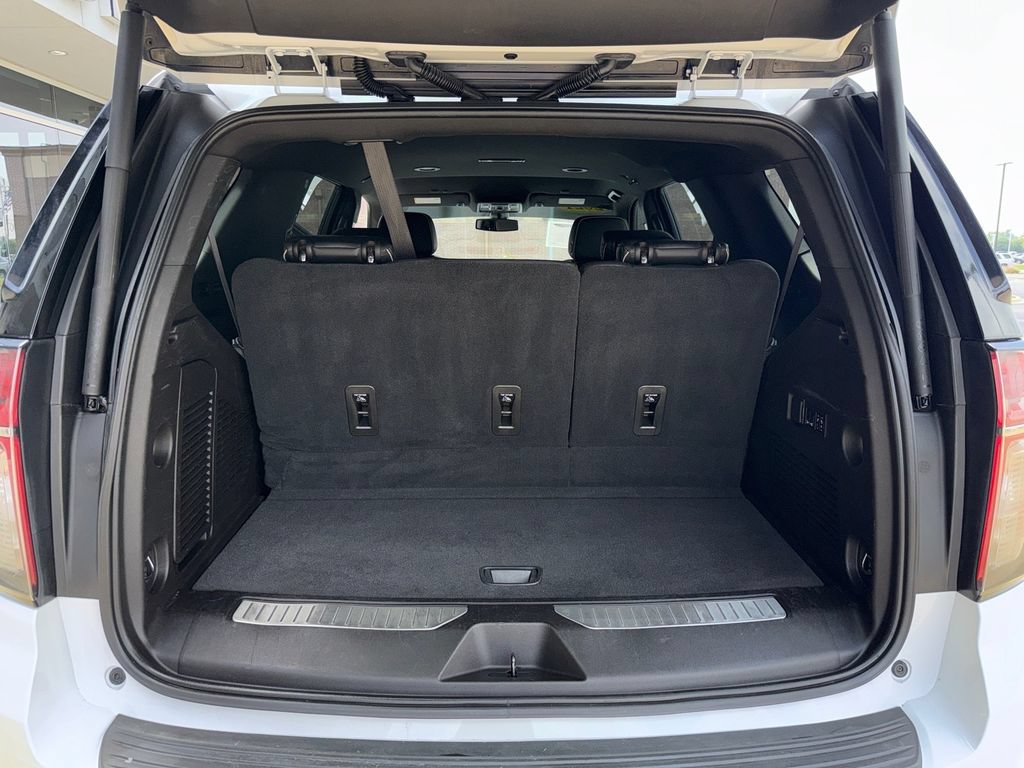 Used 2021 Chevrolet Tahoe Premier RWD image 14