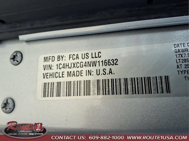 Used 2022 Jeep Wrangler Rubicon w/ LED Lighting Group AWD/4WD image 36