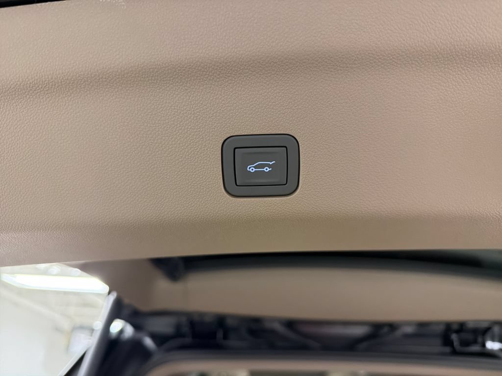 New 2026 GMC Yukon XL Denali w/ Advanced Technology Package AWD/4WD image 19