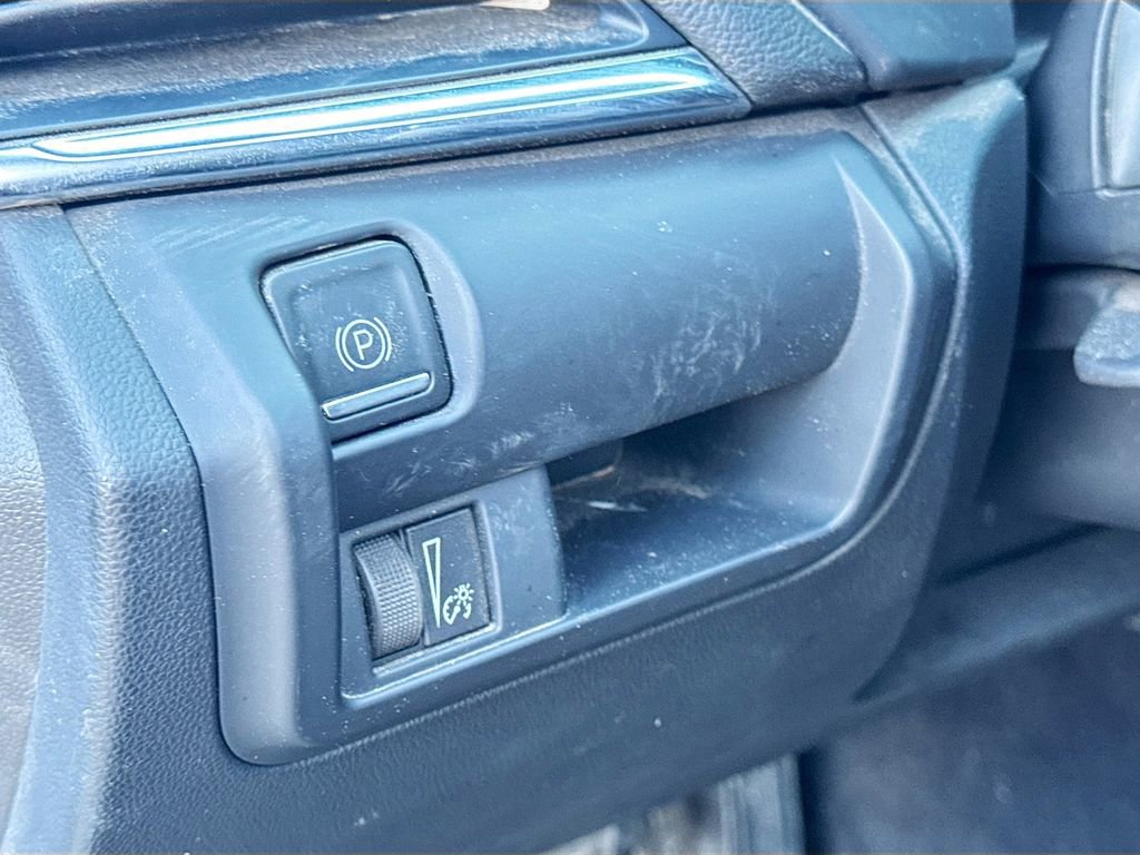 Used 2025 Cadillac CT4 Luxury image 10