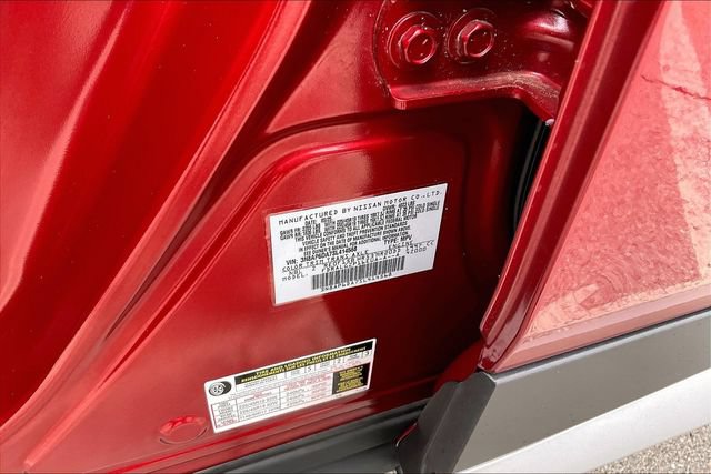 Used 2025 Nissan Kicks SR FWD image 32