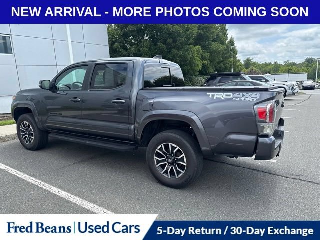 Used 2023 Toyota Tacoma TRD Sport w/ TRD Premium Sport Package AWD/4WD image 9