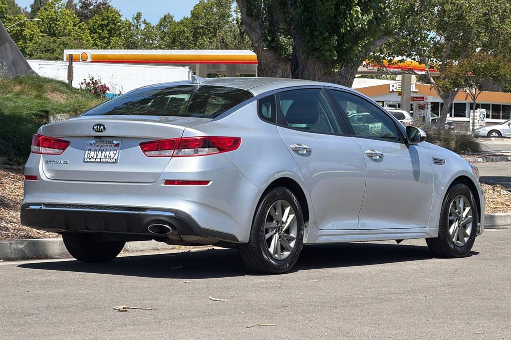 Used 2019 Kia Optima LX FWD image 4