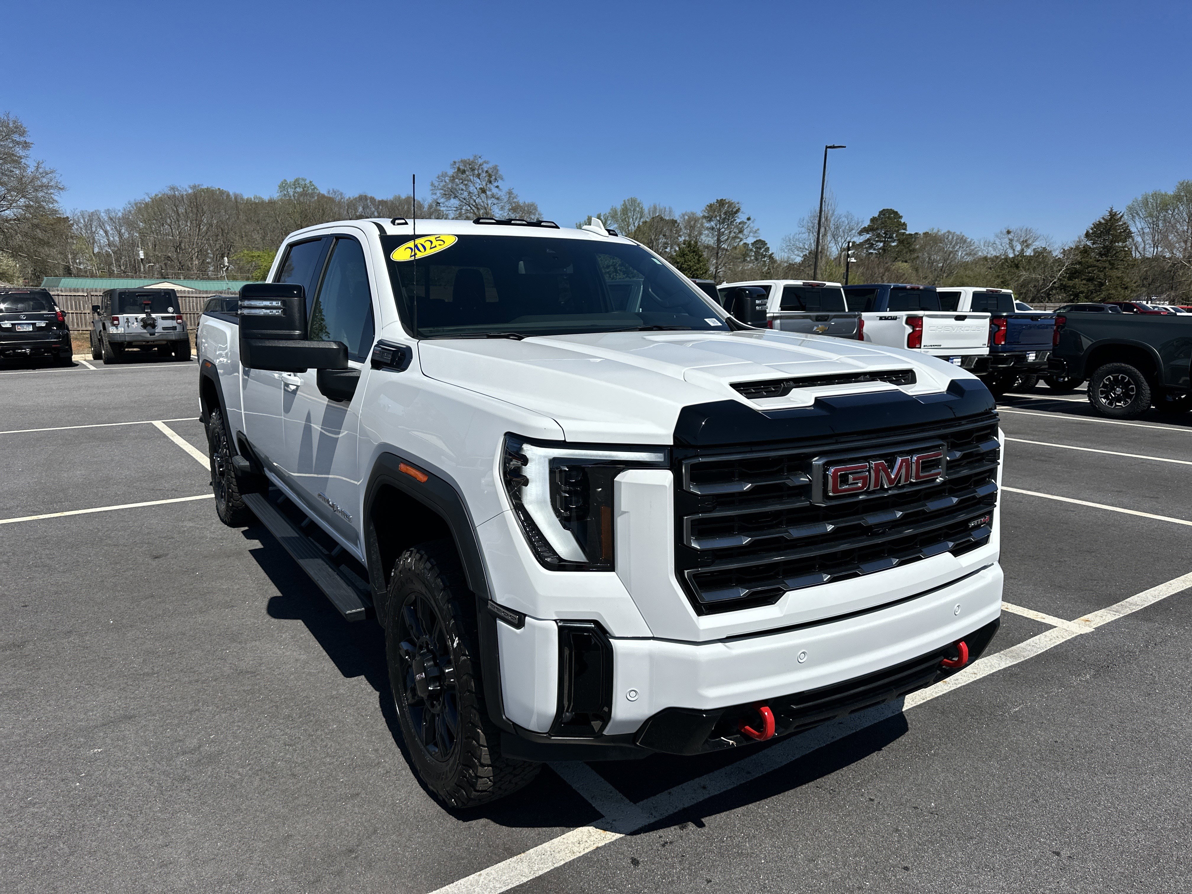Certified 2025 GMC Sierra 2500 AT4 image 3
