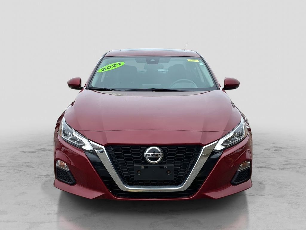 Certified 2021 Nissan Altima 2.5 SV w/ SV Premium Package image 2